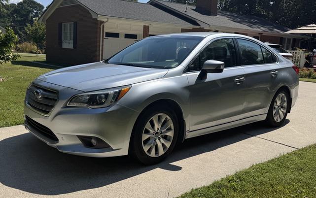 Photo of 2016 Silver Subaru Legacy