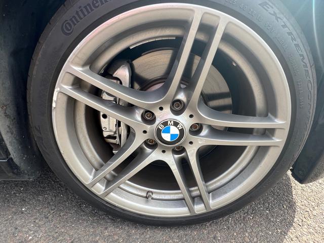 Photo of 2011 Black BMW 335
