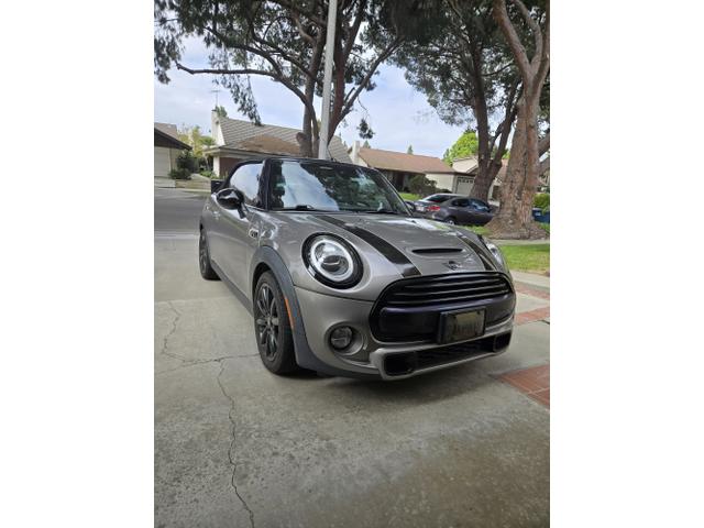 Photo of 2019 Gray MINI Convertible