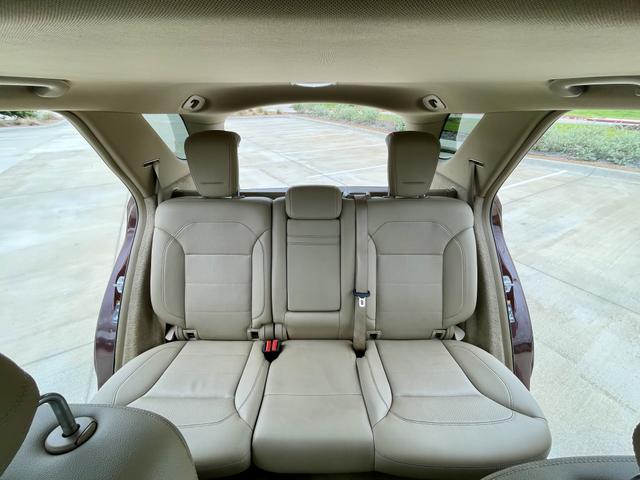 Photo of 2013 Red Mercedes-Benz M-Class