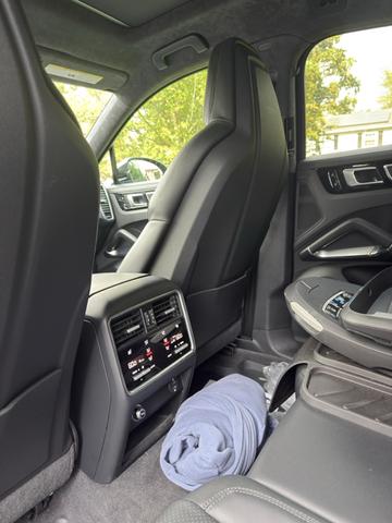 Photo of 2020 Black Porsche Cayenne