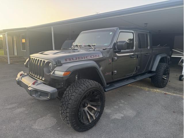 Photo of 2020 Gray Jeep Gladiator