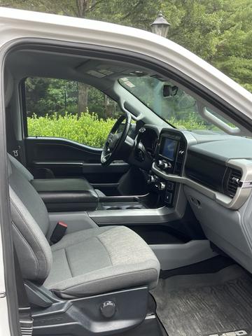 Photo of 2021 White Ford F-150