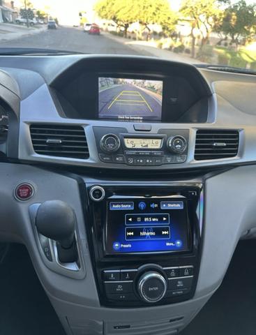 Photo of 2016 Gray Honda Odyssey