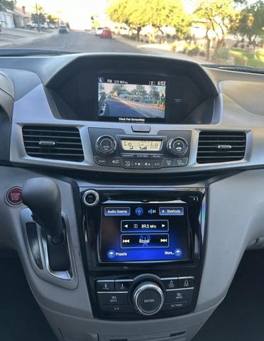 Photo of 2016 Gray Honda Odyssey