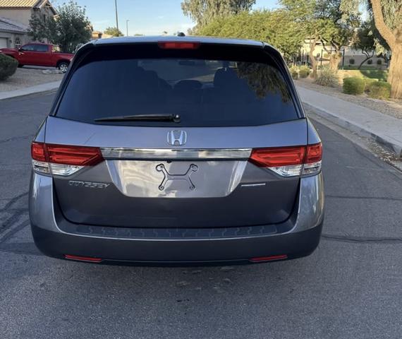 Photo of 2016 Gray Honda Odyssey