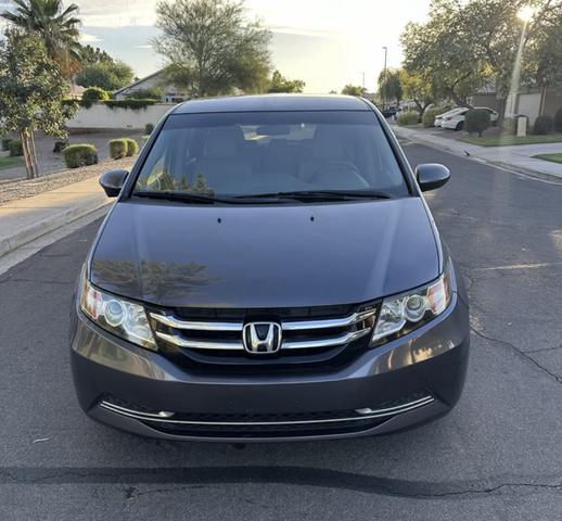 Photo of 2016 Gray Honda Odyssey