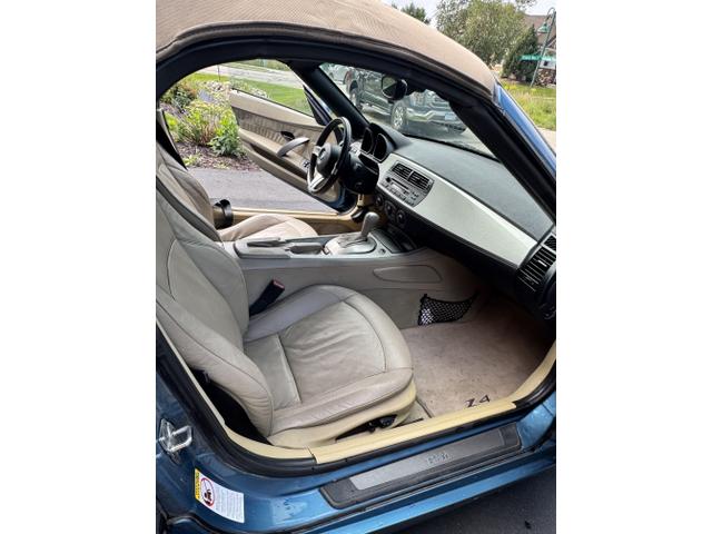 Photo of 2003 Blue BMW Z4
