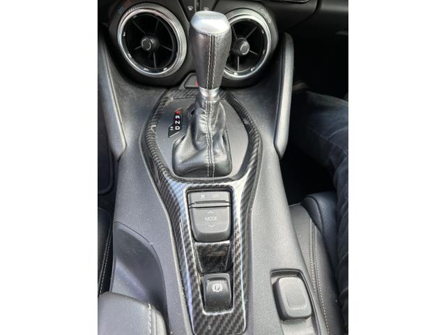 Photo of 2020 White Chevrolet Camaro