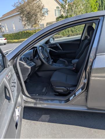 Photo of 2013 Gray Mazda Mazda3