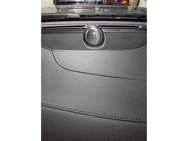 Photo of 2023 Black Volvo S60 Recharge Plug-In Hybrid