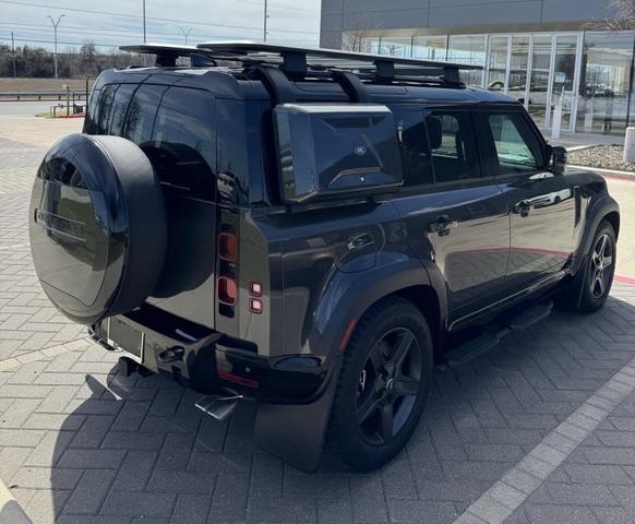 Photo of 2025 Gray Land Rover Defender