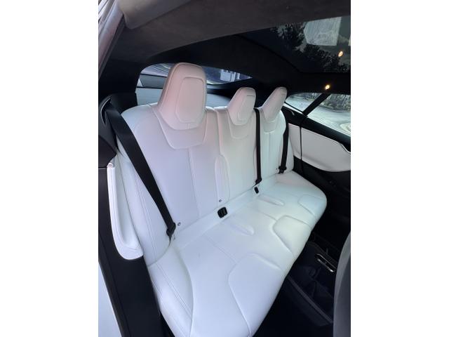 Photo of 2017 White Tesla Model S