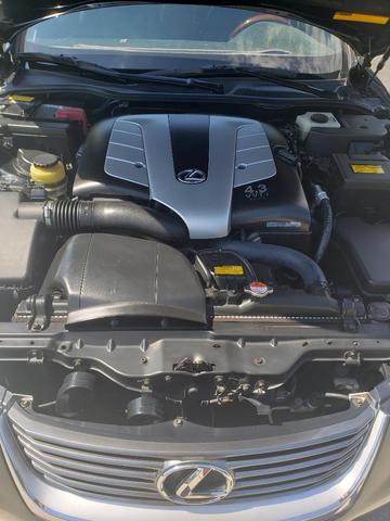 Photo of 2006 Gray Lexus SC 430