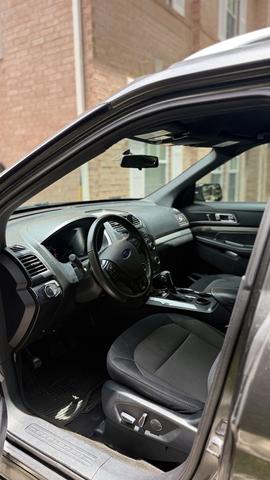 Photo of 2018 Gray Ford Explorer
