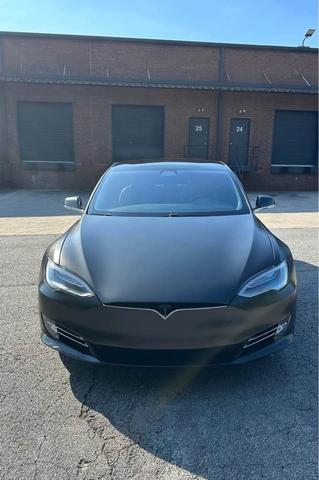 Photo of 2020 Black Tesla Model S