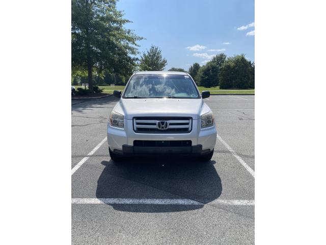 Photo of 2007 Silver Honda Pilot