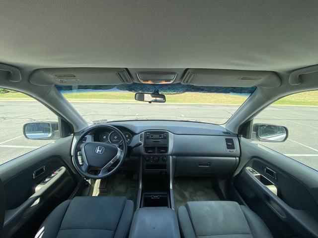 Photo of 2007 Silver Honda Pilot