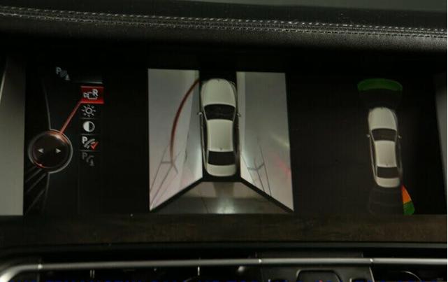Photo of 2015 White BMW 740