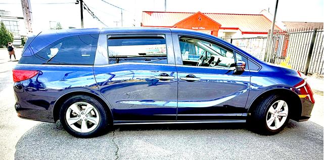 Photo of 2018 Blue Honda Odyssey