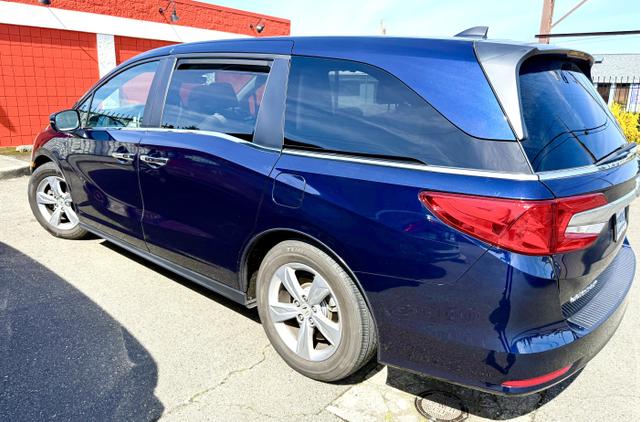 Photo of 2018 Blue Honda Odyssey