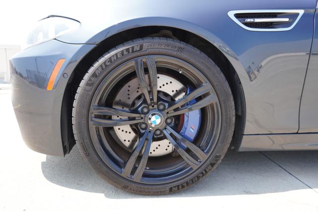 Photo of 2014 Gray BMW M5