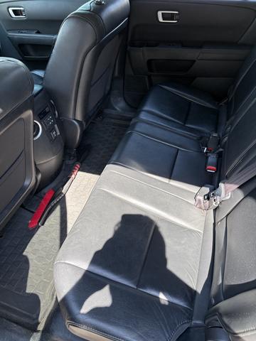 Photo of 2012 Silver Honda Pilot
