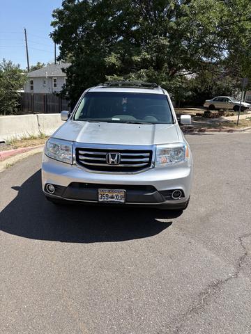 Photo of 2012 Silver Honda Pilot