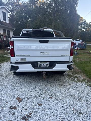 Photo of 2021 White Chevrolet Silverado 1500