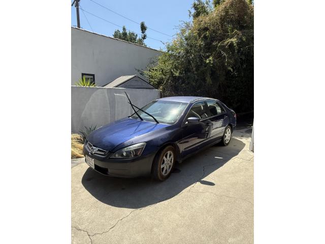 Photo of 2004 Blue Honda Accord