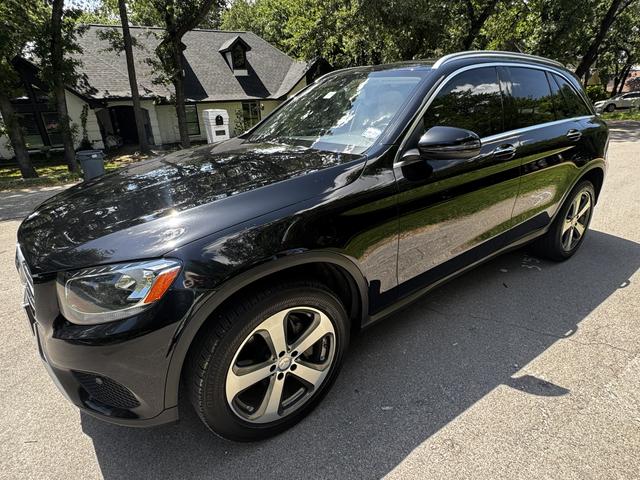 Photo of 2017 Black Mercedes-Benz GLC 300