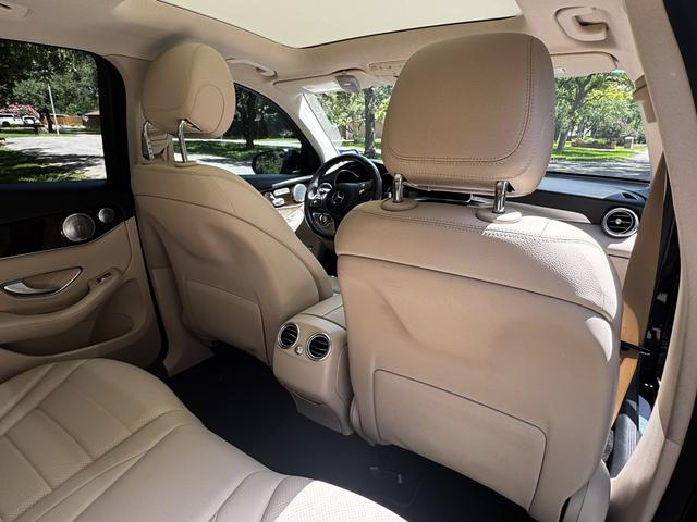 Photo of 2017 Black Mercedes-Benz GLC 300