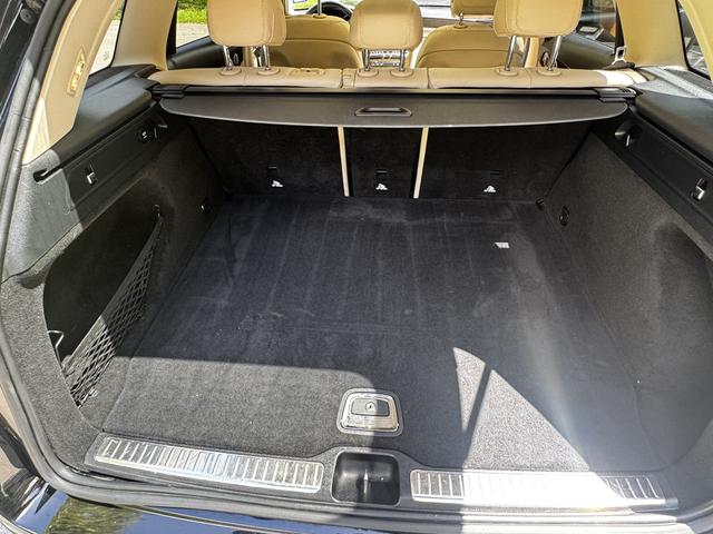 Photo of 2017 Black Mercedes-Benz GLC 300