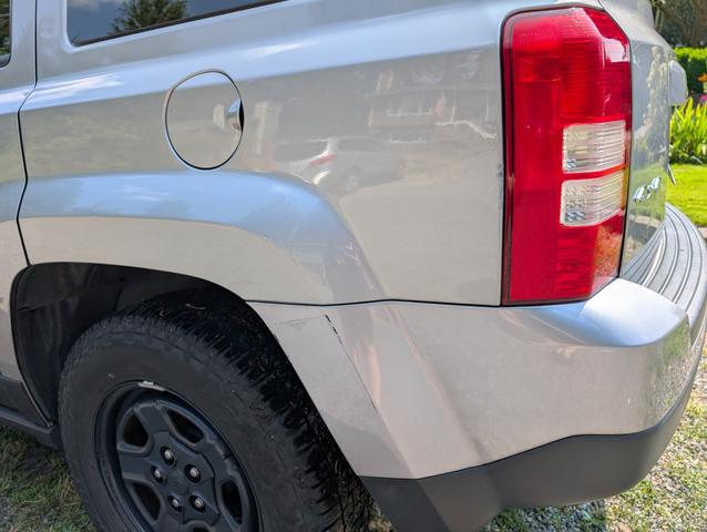 Photo of 2014 Silver Jeep Patriot