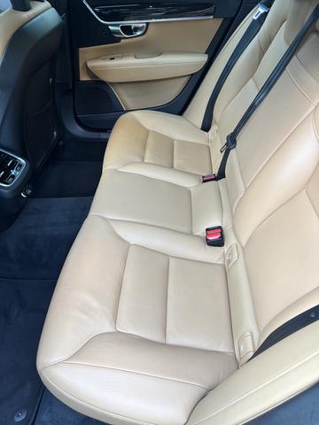 Photo of 2017 Black Volvo S90