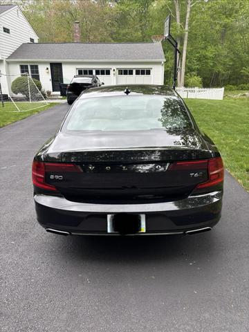 Photo of 2017 Black Volvo S90