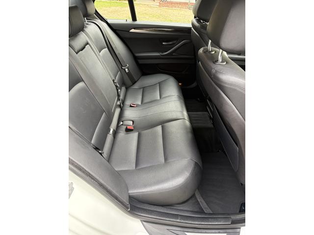 Photo of 2015 White BMW 535d
