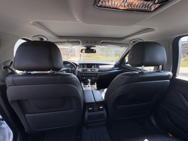 Photo of 2015 White BMW 535d