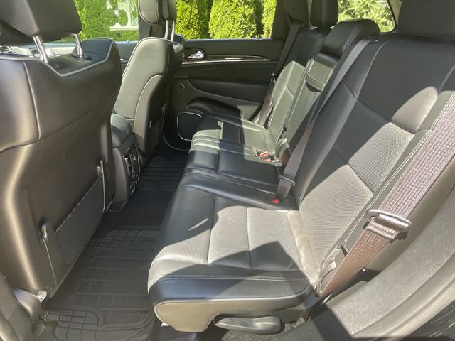 Photo of 2021 Black Jeep Grand Cherokee