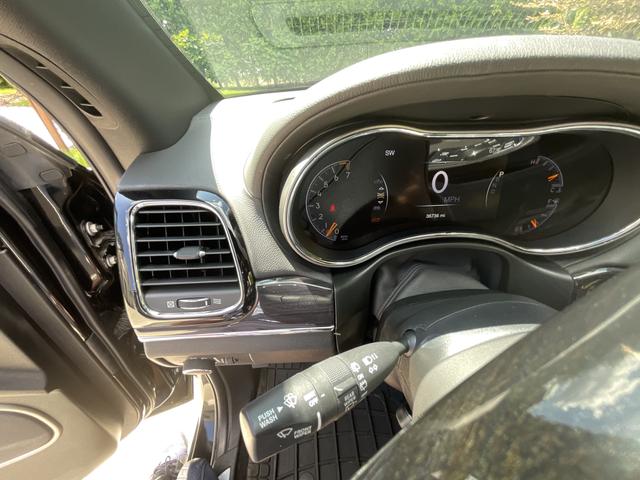 Photo of 2021 Black Jeep Grand Cherokee