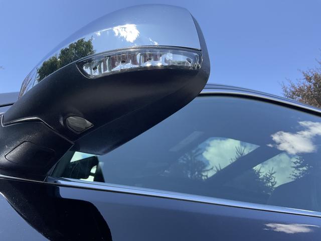 Photo of 2021 Black Jeep Grand Cherokee