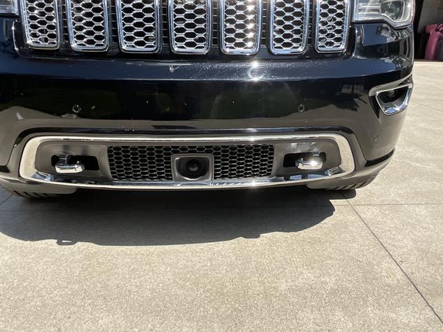 Photo of 2021 Black Jeep Grand Cherokee