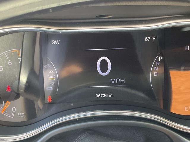 Photo of 2021 Black Jeep Grand Cherokee