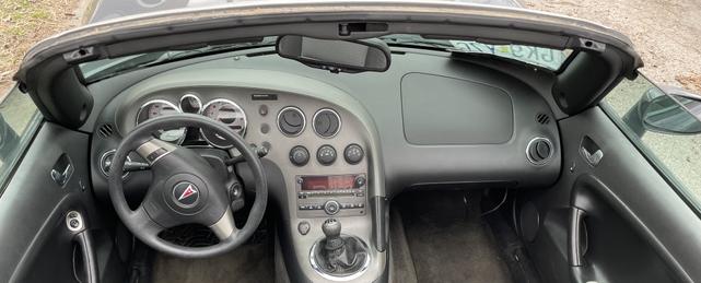 Photo of 2008 Gray Pontiac Solstice