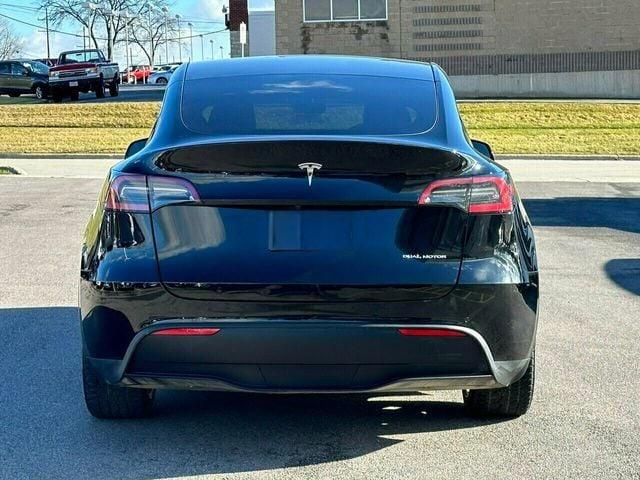 Photo of 2021 Black Tesla Model Y
