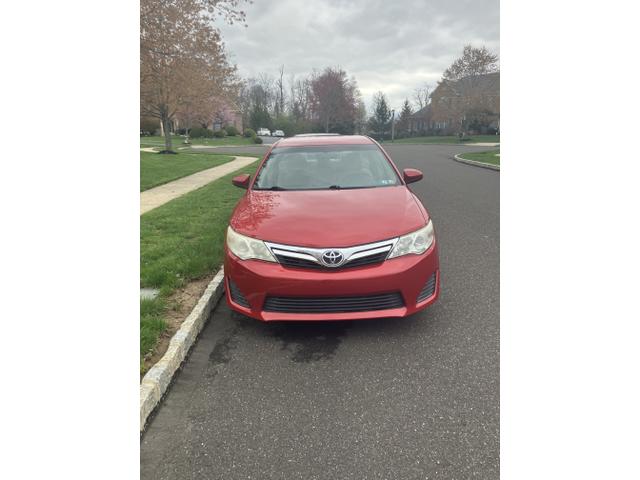 Photo of 2014 Red Toyota Camry