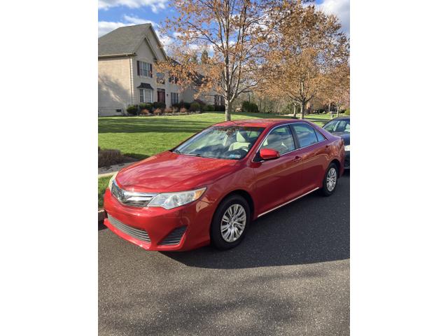 Photo of 2014 Red Toyota Camry