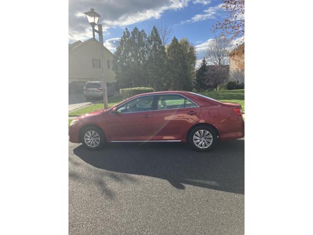 Photo of 2014 Red Toyota Camry