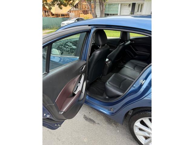 Photo of 2017 Blue Mazda Mazda3