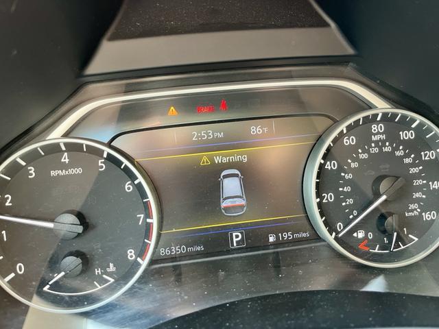 Photo of 2017 Black Nissan Murano